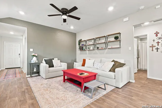 3107 Lindenwood Way San Antonio, TX 78245