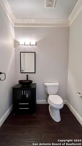1042 MALTESE GDN San Antonio, TX 78260