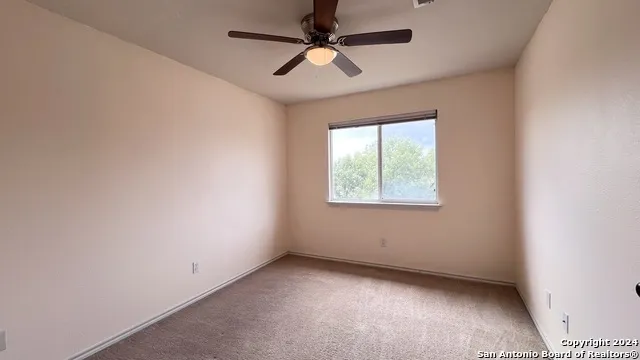 1042 MALTESE GDN San Antonio, TX 78260