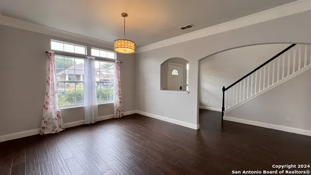 1042 MALTESE GDN San Antonio, TX 78260