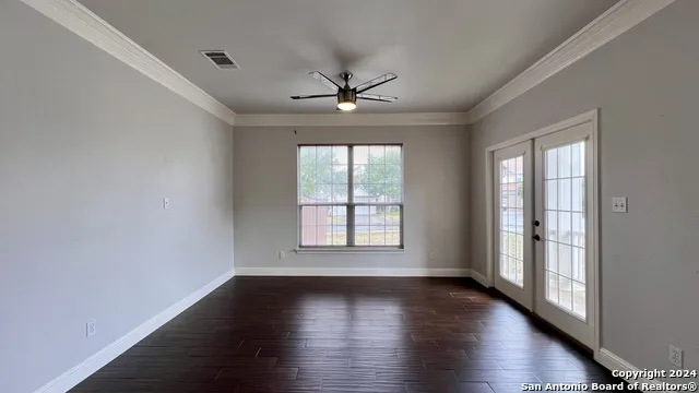 1042 MALTESE GDN San Antonio, TX 78260