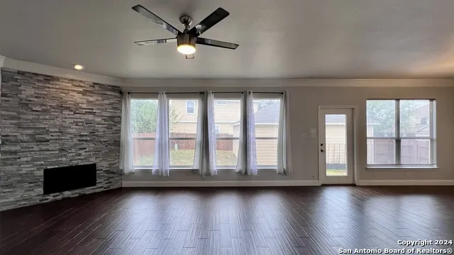 1042 MALTESE GDN San Antonio, TX 78260