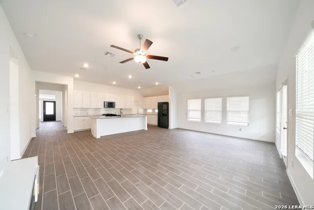14107 Roller Mills San Antonio, TX 78245