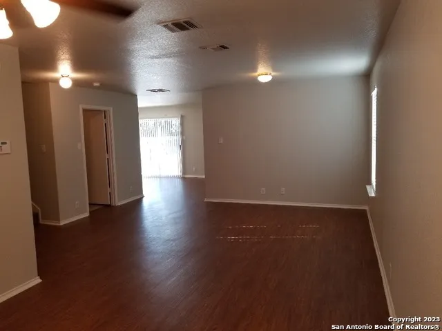 10627 SHAENPATH San Antonio, TX 78254