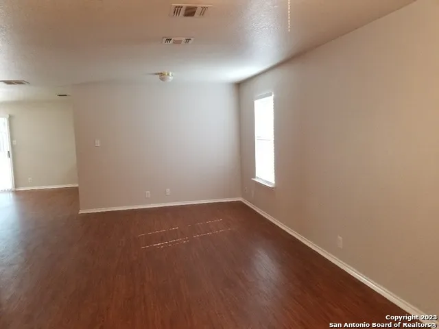 10627 SHAENPATH San Antonio, TX 78254