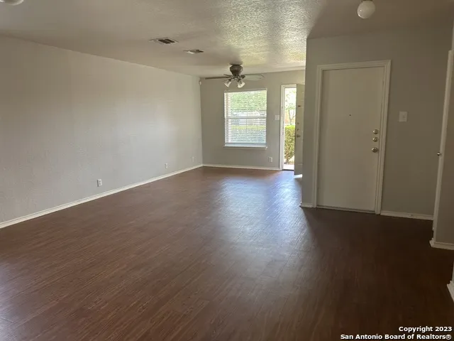 10627 SHAENPATH San Antonio, TX 78254