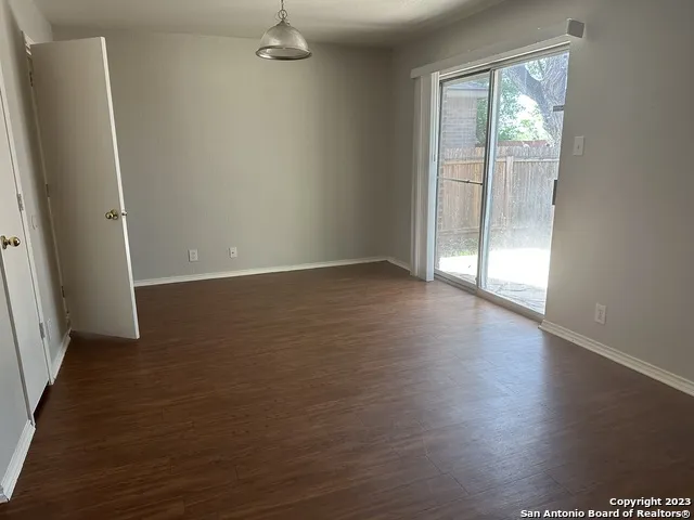 10627 SHAENPATH San Antonio, TX 78254