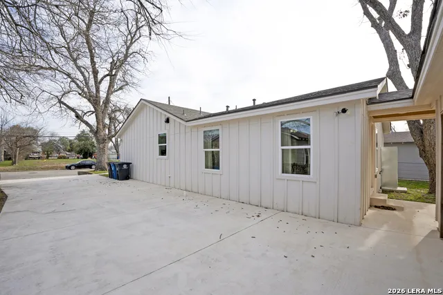 839 OASIS ST New Braunfels, TX 78130