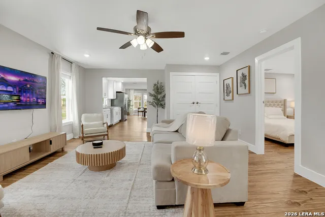 839 OASIS ST New Braunfels, TX 78130