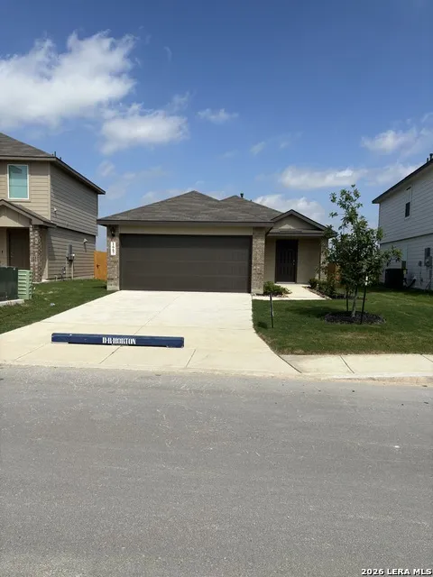1667 House Finch San Antonio, TX 78253