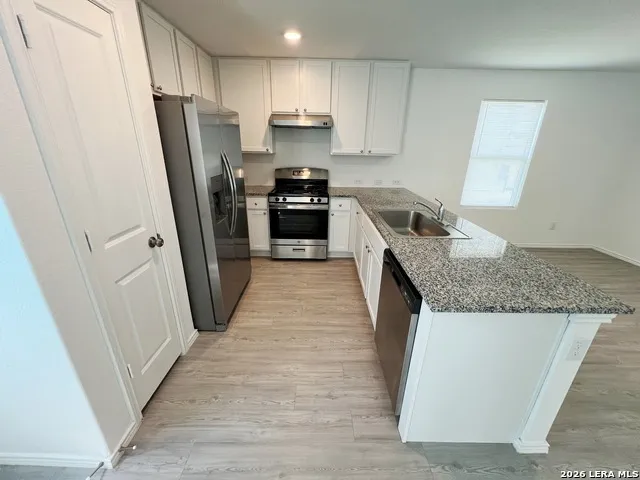 5433 CALTON BND San Antonio, TX 78253