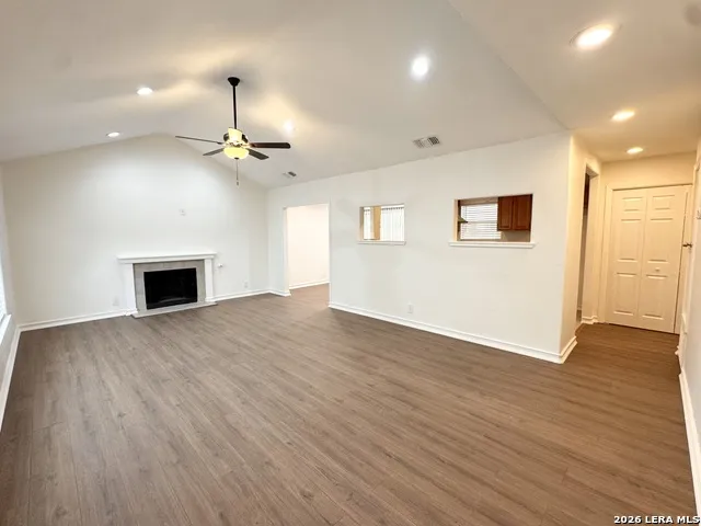 5614 Timber Rail San Antonio, TX 78250