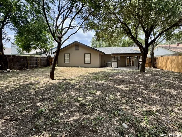 5614 Timber Rail San Antonio, TX 78250