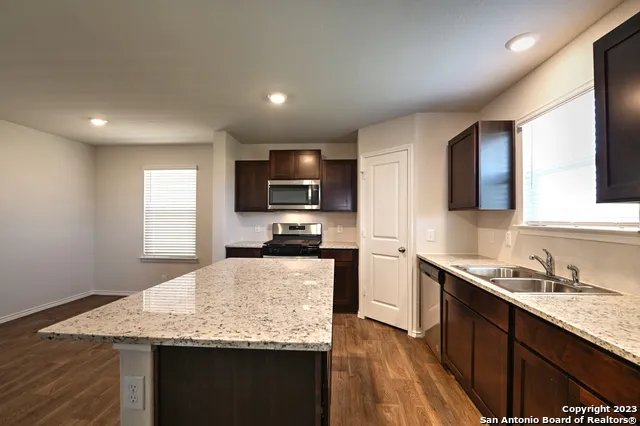 13507 Hummel Loop San Antonio, TX 78252