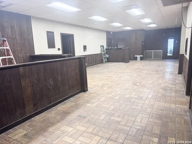 115 Canfield La Vernia, TX 78121