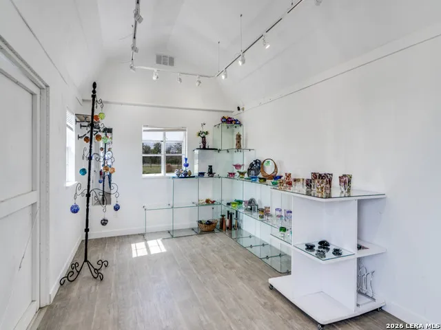 7991 Ranch Road 965 Fredericksburg, TX 78624