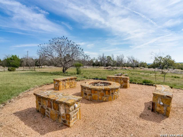 7991 Ranch Road 965 Fredericksburg, TX 78624