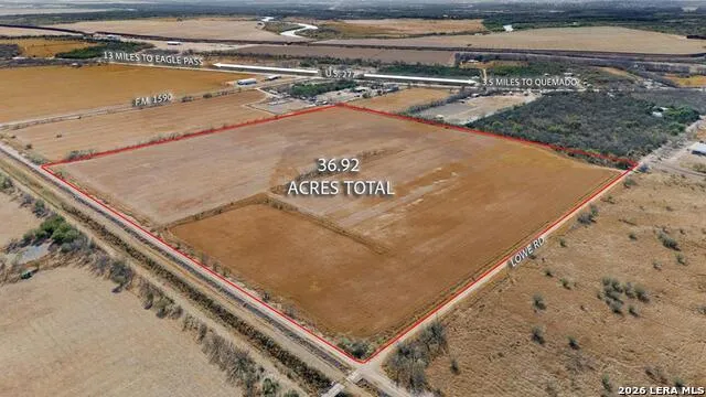 166 Lowe Rd Quemado, TX 78852