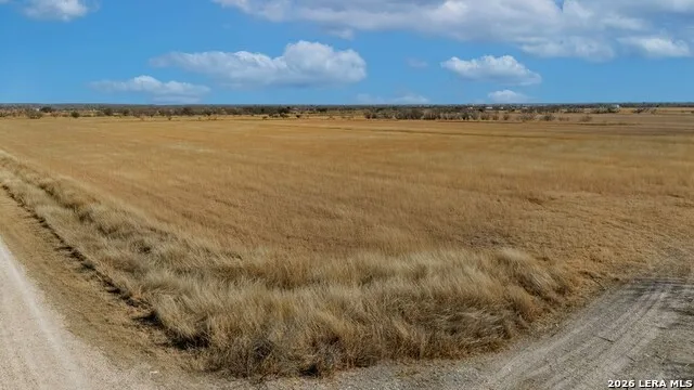 166 Lowe Rd Quemado, TX 78852