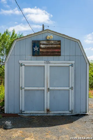15599 E Highway 85 & Carnes Pearsall, TX 78061