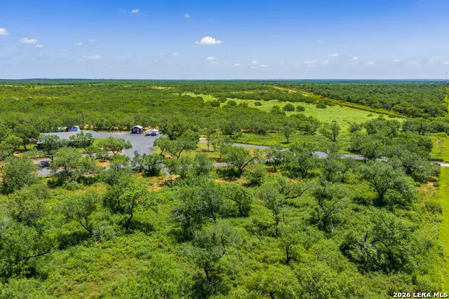 15599 E Highway 85 & Carnes Pearsall, TX 78061