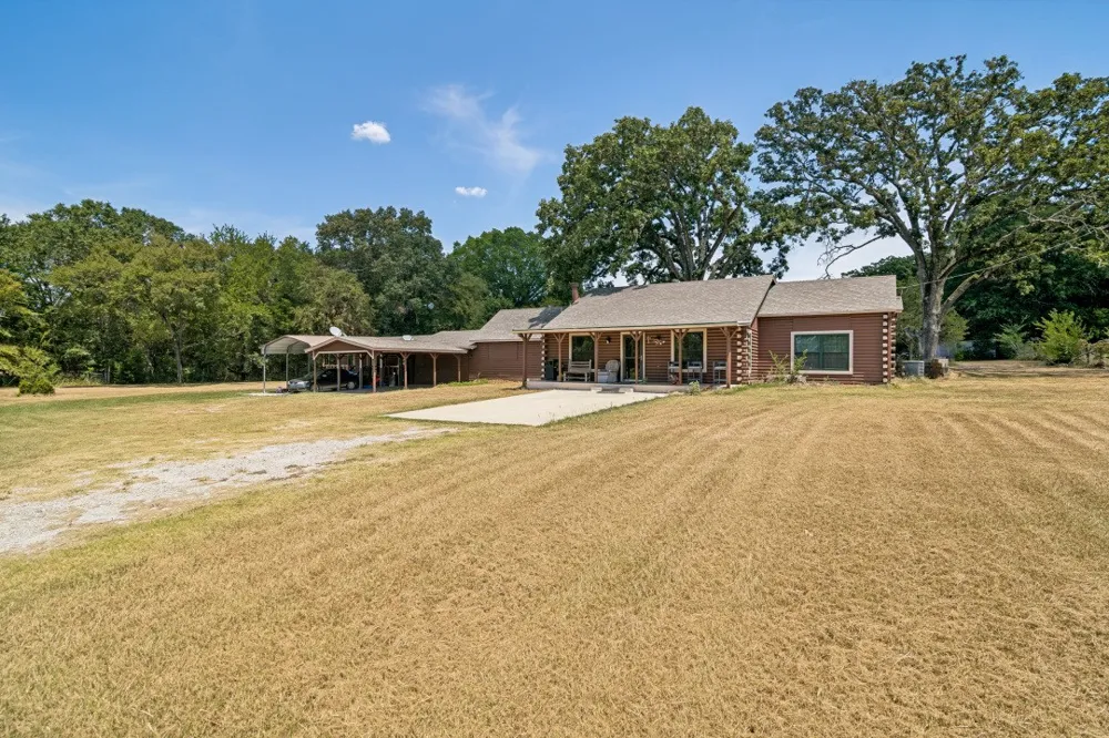 14601 Hyde Away Lane Mabank, TX 75147