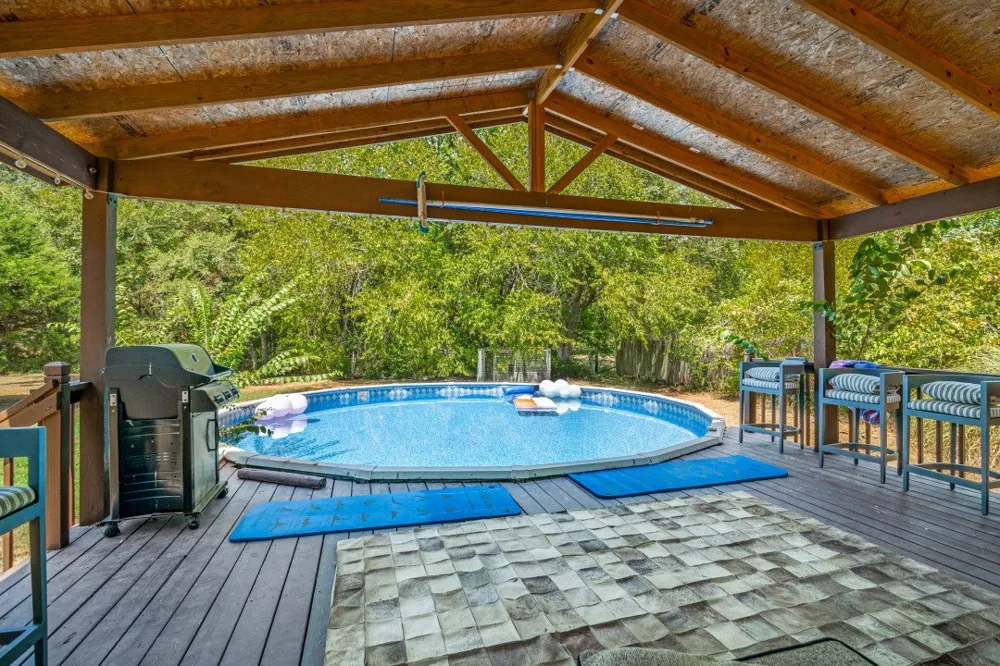 14601 Hyde Away Lane Mabank, TX 75147