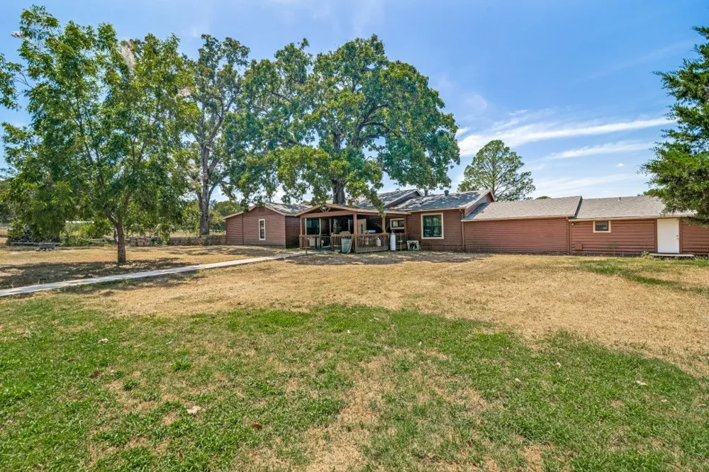 14601 Hyde Away Lane Mabank, TX 75147