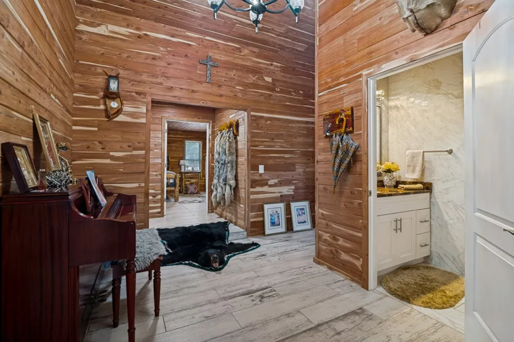 14601 Hyde Away Lane Mabank, TX 75147