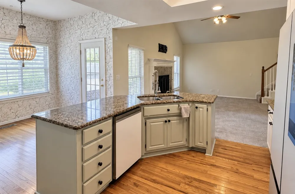 812 Butternut Avenue Broken Arrow, OK 74012