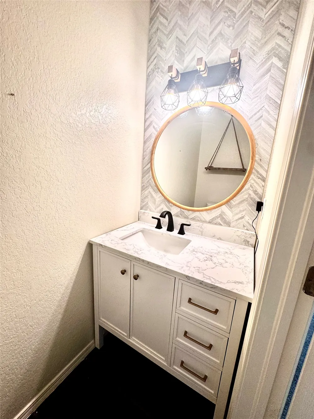 812 Butternut Avenue Broken Arrow, OK 74012