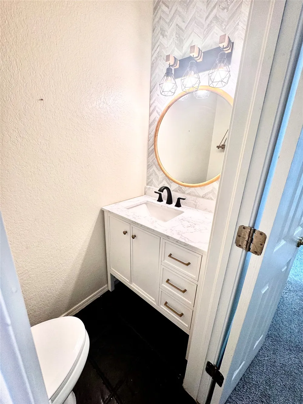 812 Butternut Avenue Broken Arrow, OK 74012