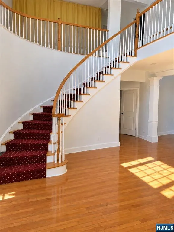 120 White Pine Court U114 Paramus, NJ 07652
