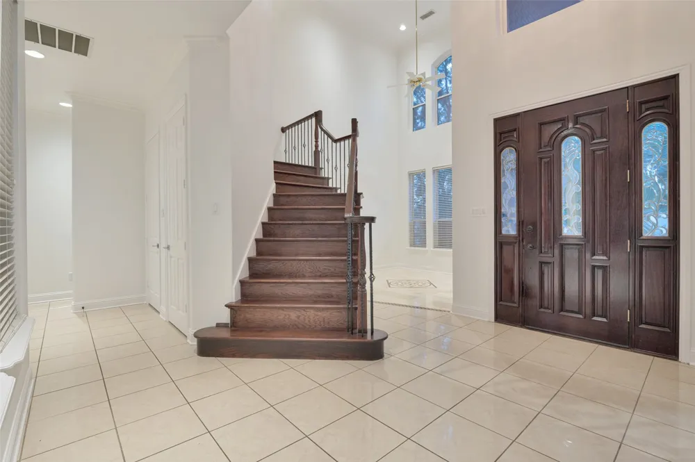 8925 Hunters Glen Trail Fort Worth, TX 76120