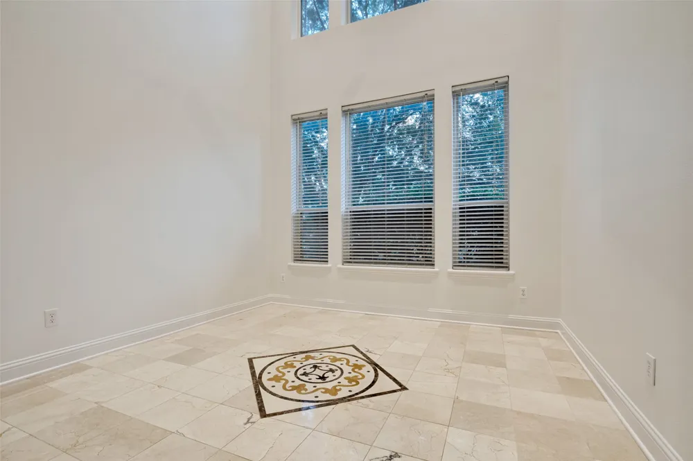 8925 Hunters Glen Trail Fort Worth, TX 76120