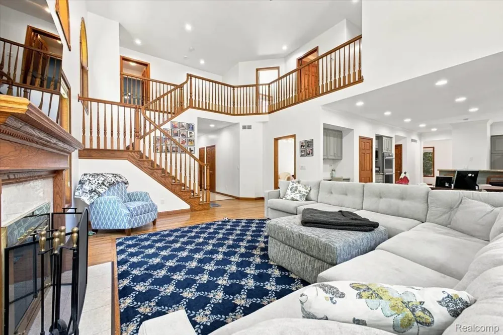 8610 Ferry Road Grosse Ile Township, MI 48138