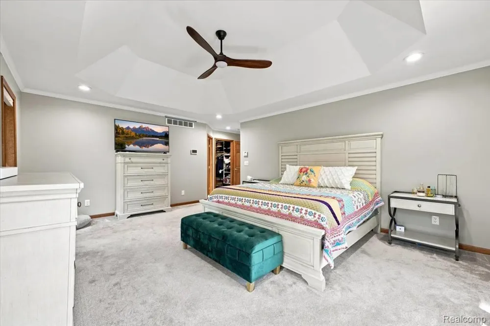 8610 Ferry Road Grosse Ile Township, MI 48138