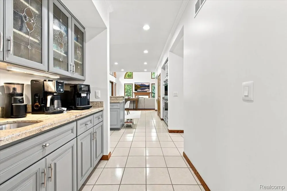 8610 Ferry Road Grosse Ile Township, MI 48138