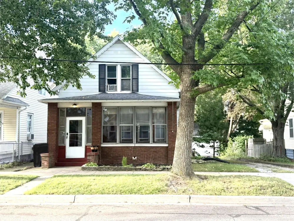1017 Harrison Avenue St. Joseph, MI 49085