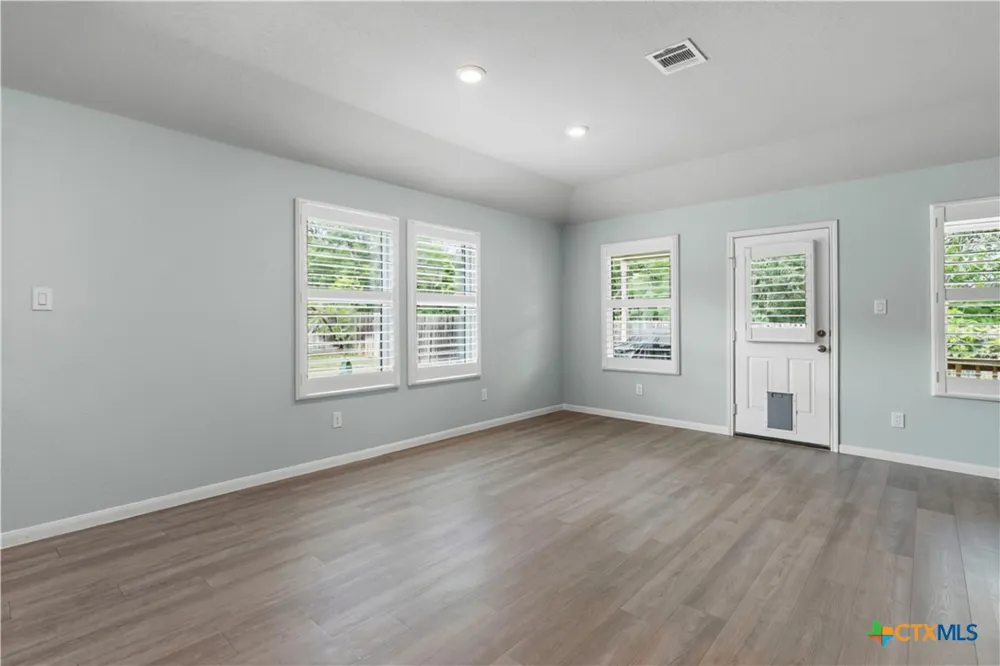 6138 Ballast Trail New Braunfels, TX 78132