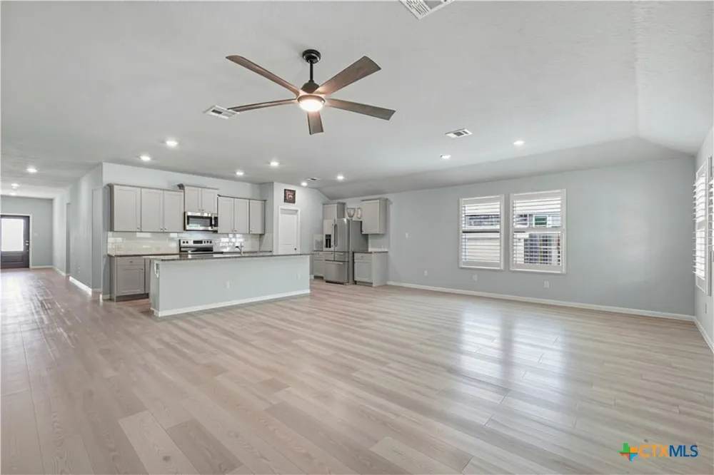 6138 Ballast Trail New Braunfels, TX 78132