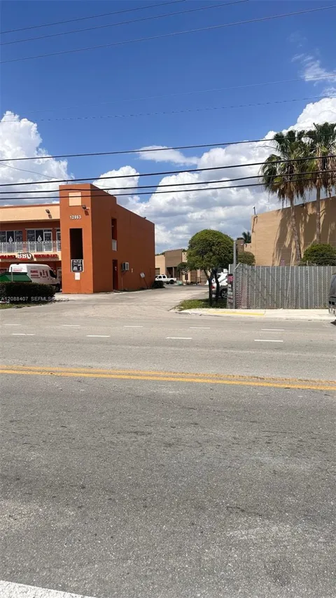 12905 W Okeechobee Rd #E-1