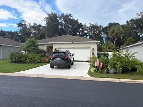 5250 Oakland Lake Circle
