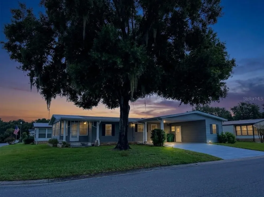 2353 W COACH N FOUR DRIVE Leesburg, FL 34748