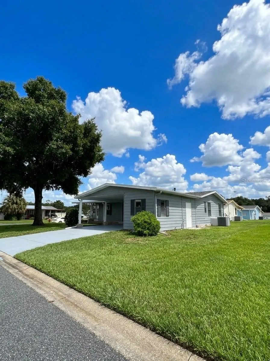 2353 W COACH N FOUR DRIVE Leesburg, FL 34748