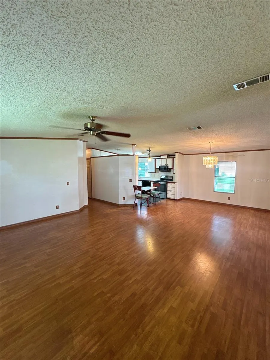 2353 W COACH N FOUR DRIVE Leesburg, FL 34748