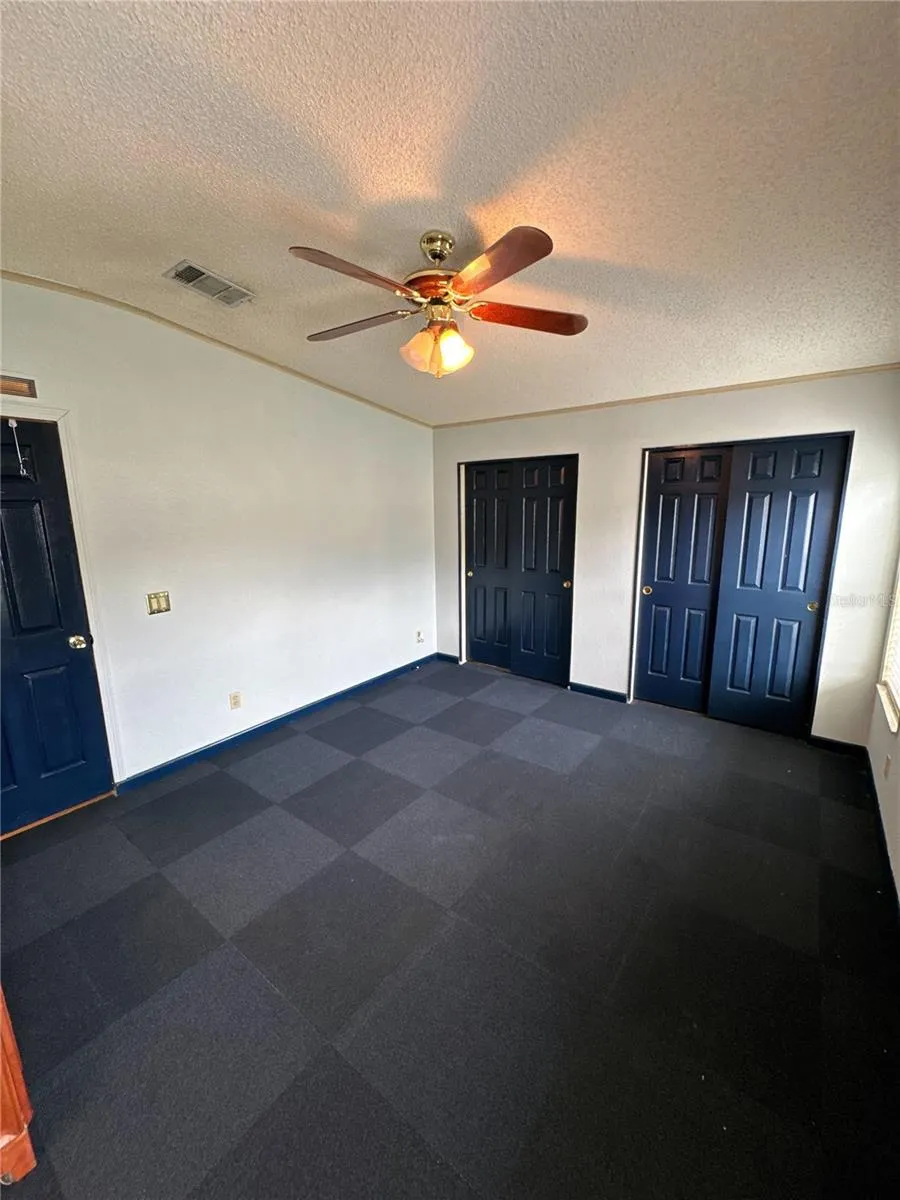 2353 W COACH N FOUR DRIVE Leesburg, FL 34748