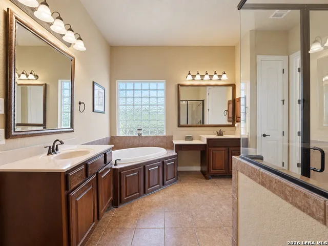 27079 SABLE RUN Boerne, TX 78015