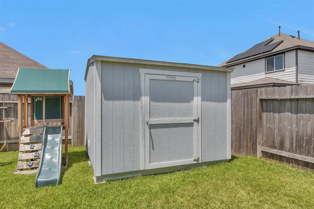 3611 Cannon Drive Conroe, TX 77301