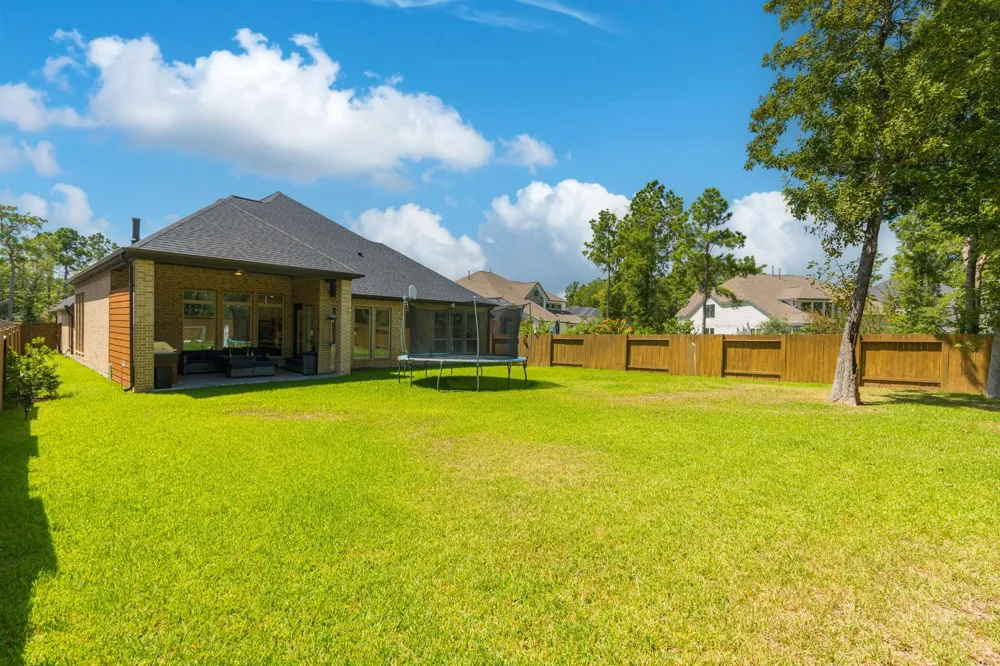 413 Brackendale Court Montgomery, TX 77316